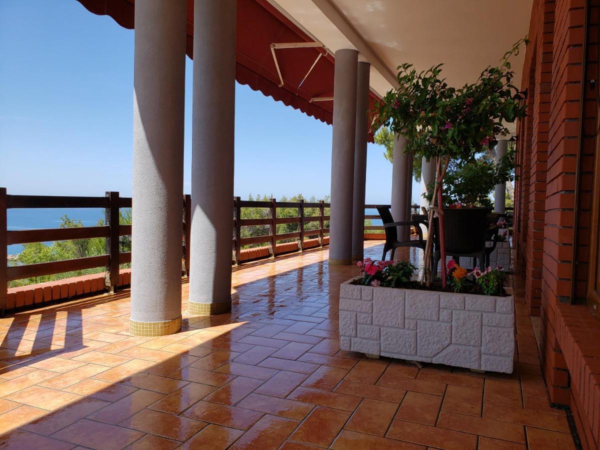 Hotel Brifs Shëngjin Dış mekan fotoğraf