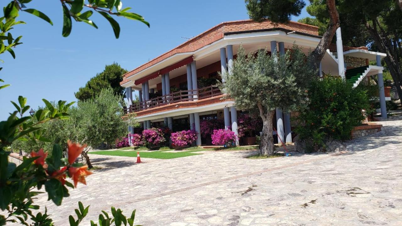 Hotel Brifs Shëngjin Dış mekan fotoğraf