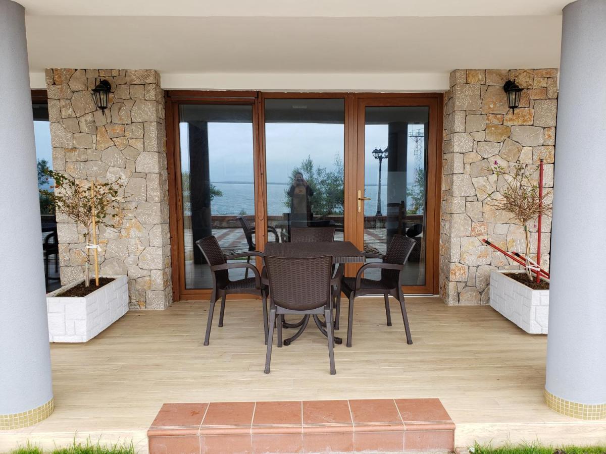 Hotel Brifs Shëngjin Dış mekan fotoğraf