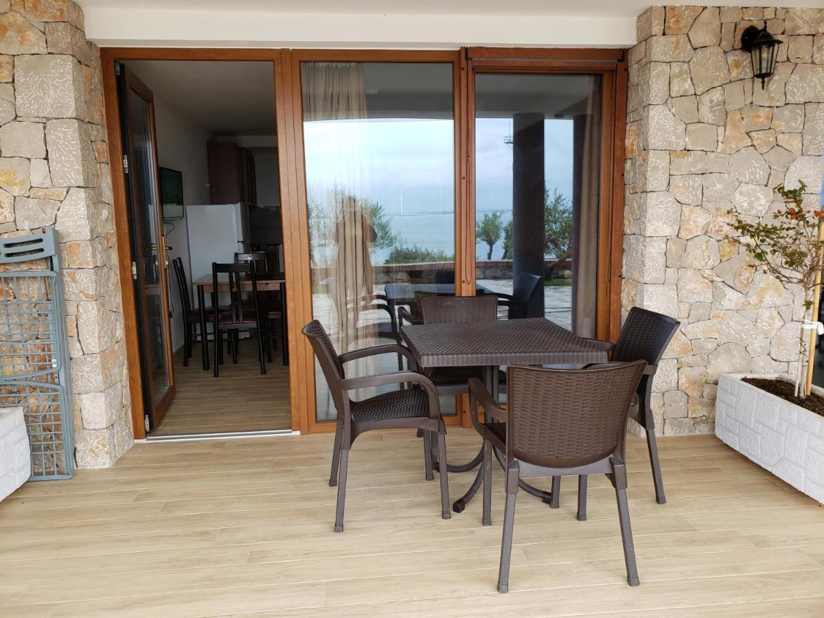 Hotel Brifs Shëngjin Dış mekan fotoğraf