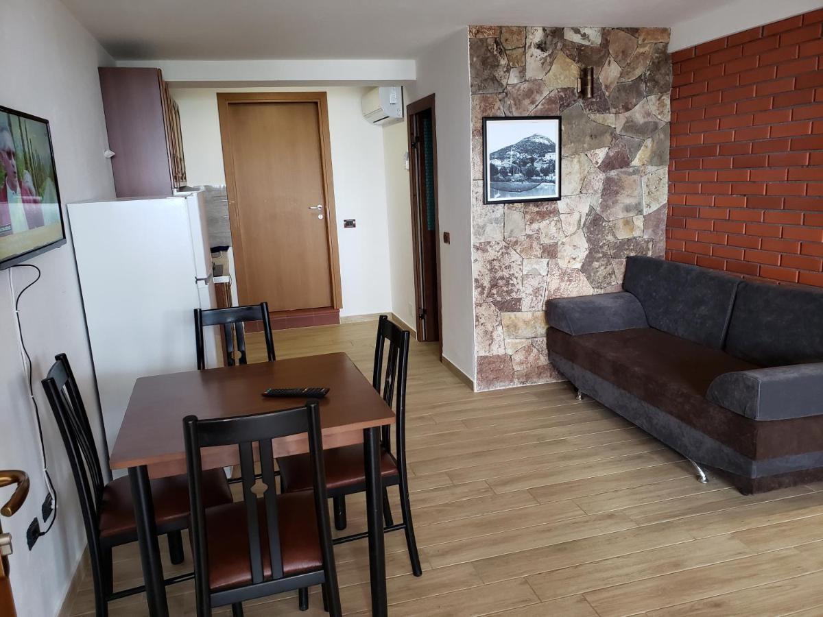Hotel Brifs Shëngjin Dış mekan fotoğraf